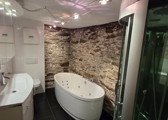Brettmuehle, Im Erzgebirge Mit Einzigartigem Wellness-badezimmer, Sauna Und Kamin Apartment Dittmannsdorf (Gornau)